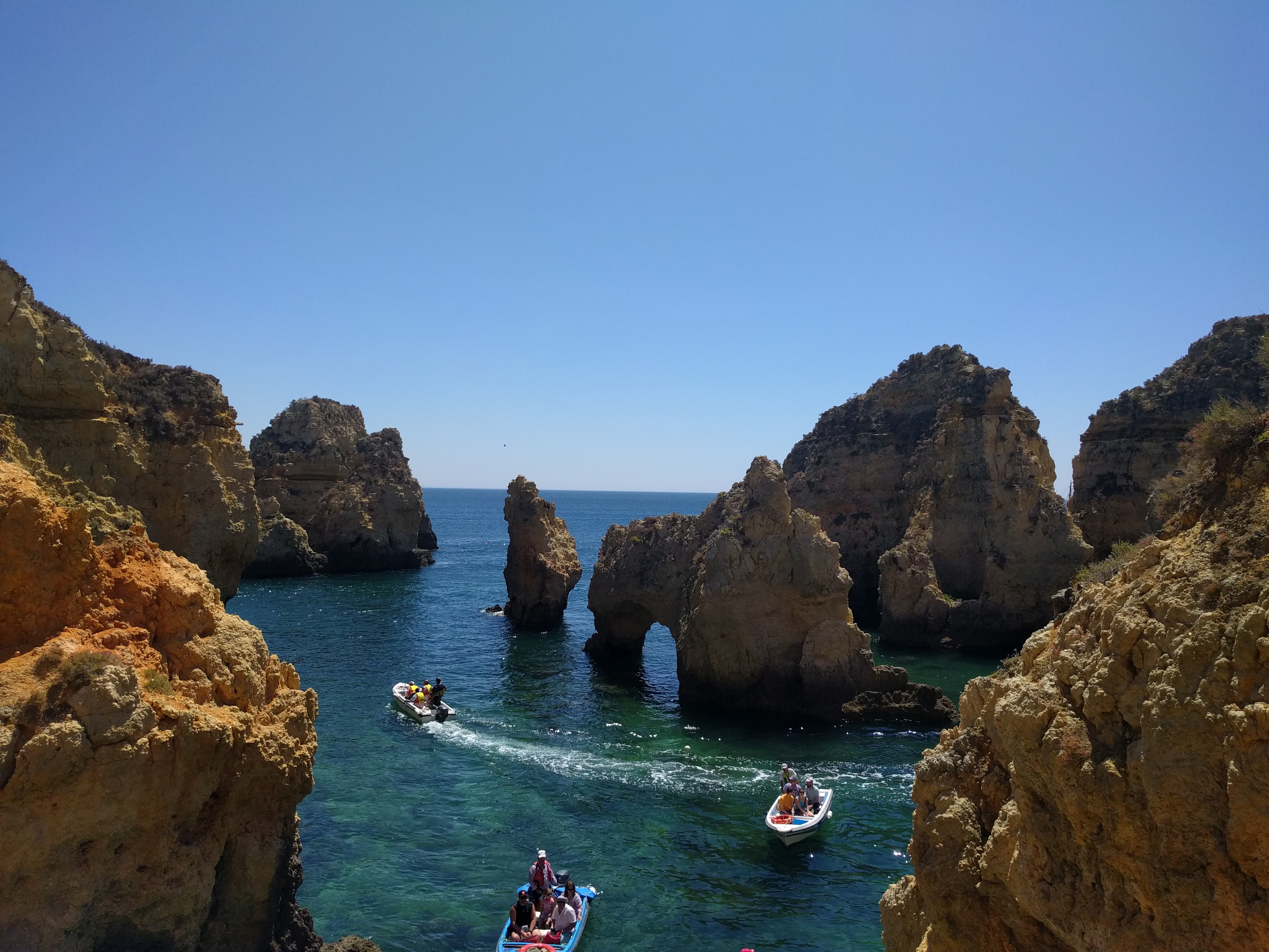 water rock arch